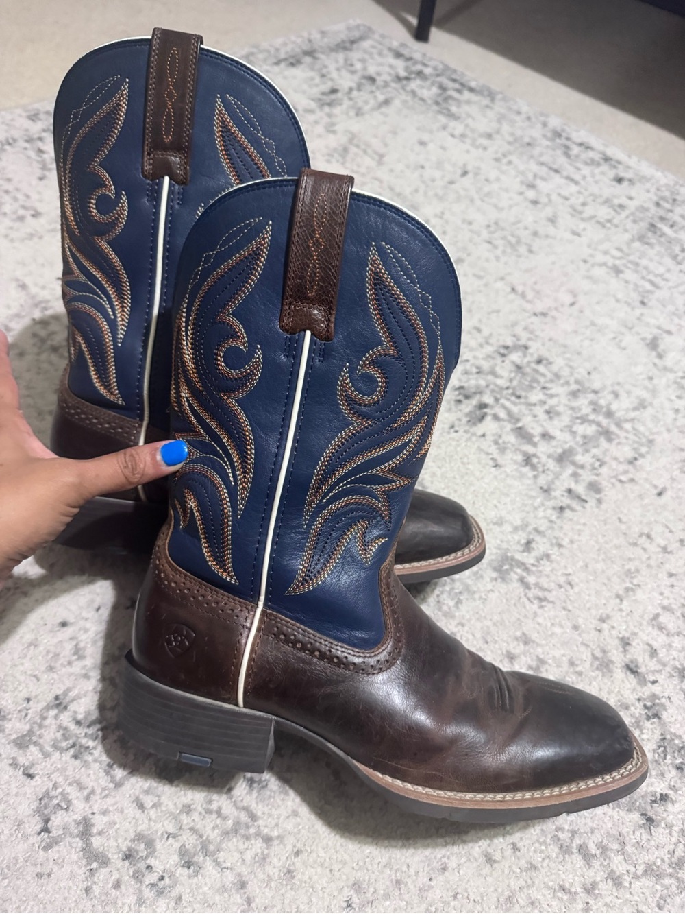 Mens Ariat western boots